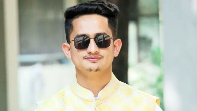 সারজিস আলমের পোস্ট: সর্বকনিষ্ঠ শহীদের মর্যাদা পেল ৩ মাসের ভ্রূণ!